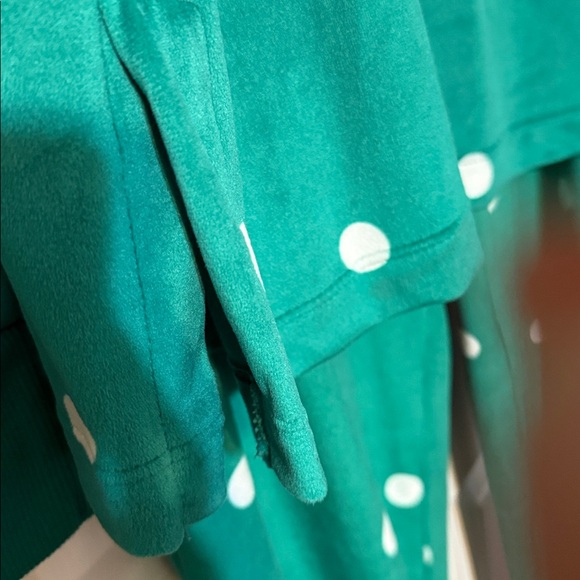 Joyspun ladies festive 3 piece graphic pajama set; size: M(8-10) - Picture 6 of 6